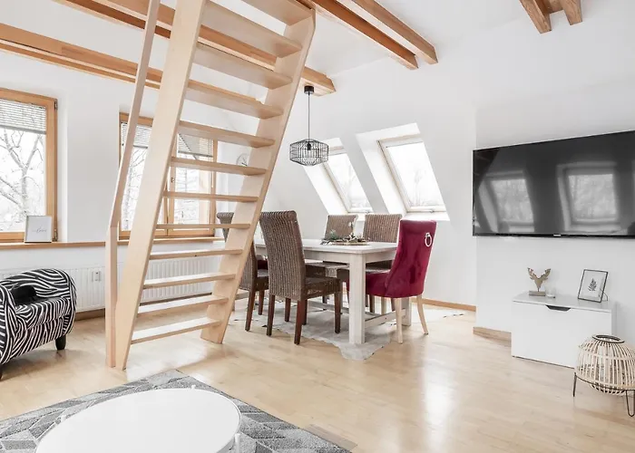 Rent Like Home - Zamoyskiego II